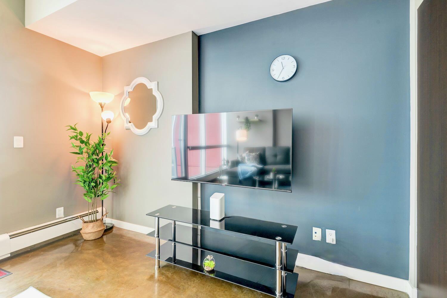 Modern 2Br Condo - King Bed - Downtown City Views Calgary Extérieur photo
