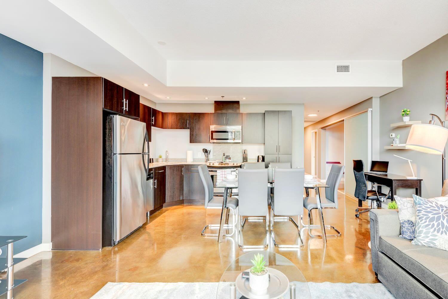 Modern 2Br Condo - King Bed - Downtown City Views Calgary Extérieur photo